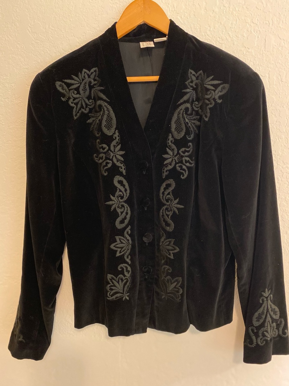 Vintage 90’s Clifford & Wills Embroidered Black Velvet Evening Jacket Size 12